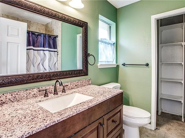 6817 Haltom Rd — Photo 23