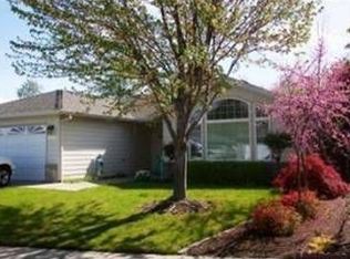 2063 Martin Dr, Medford, OR 97501