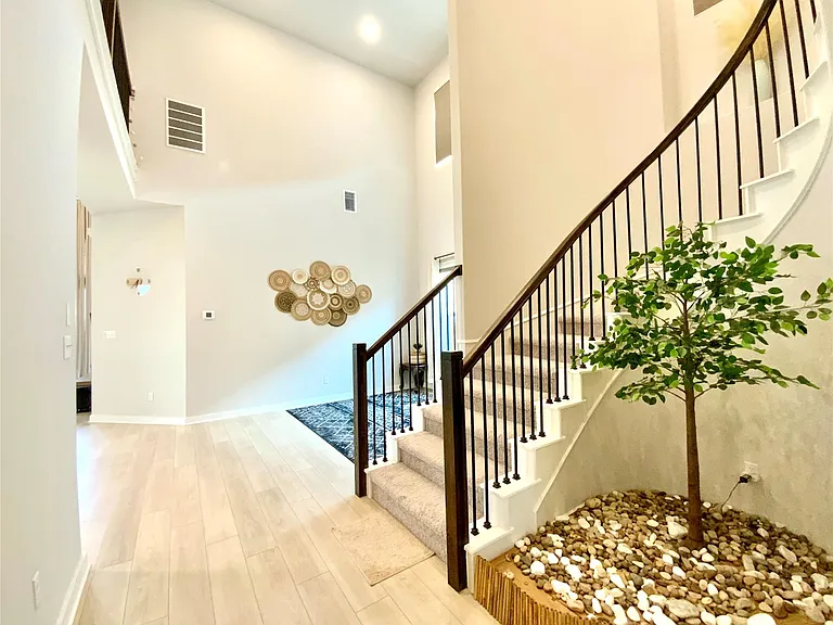 243 Kings Pine Dr — Photo 6