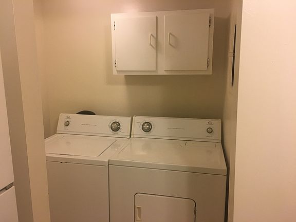 2nd image of 172 Blakemore Cir APT 2