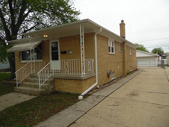 2nd image of 513 Greenbay Ave