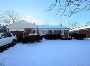 896 School Drive, North Baldwin, NY 11510