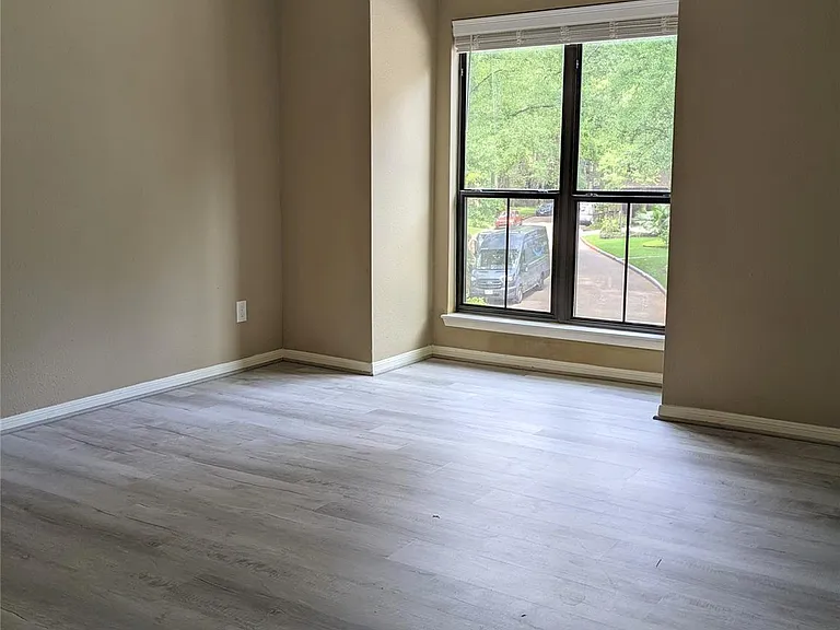 11711 Memorial Dr #133 — Photo 19