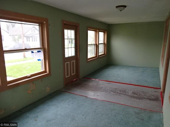 4th image of 3938 Bryant Ave N