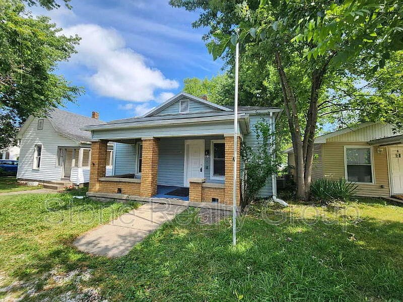 2538 Dean Ave photo 1