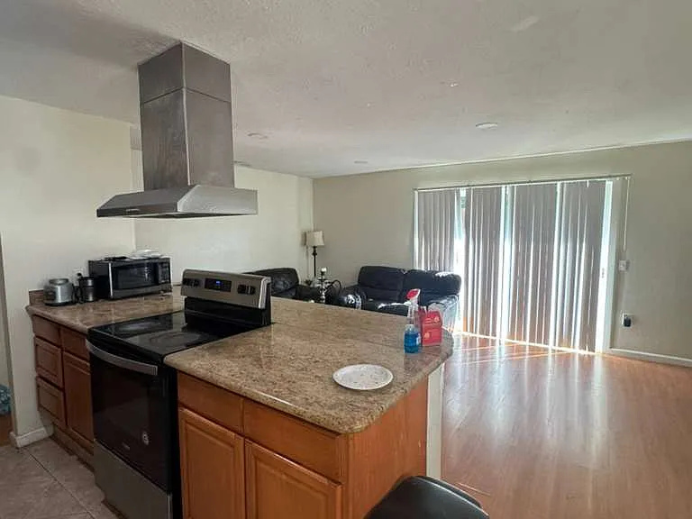 650 Daffodil Way — Photo 9