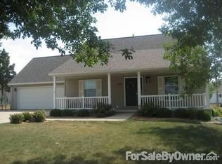 140 7th St, Dike, IA 50624