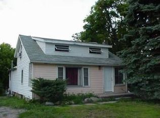 5097 Clark Rd, Bath, MI 48808