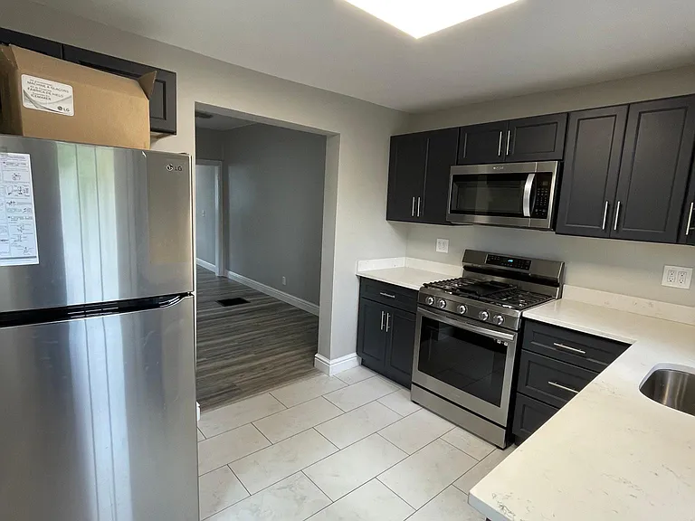 465 Taylor St — Photo 10