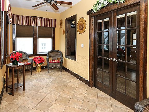 French Door Lead to LR