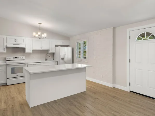 10518 W Oakmont Drive, Sun City, AZ 85351