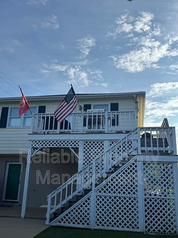1 bed, 1.0 bath, $1,050 — Photo 1