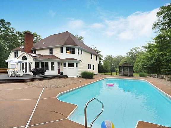 2nd image of 299 Silver Springs Dr