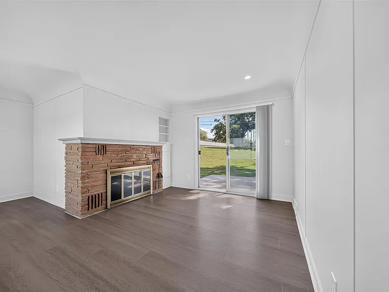 2079 Klingensmith Rd — Photo 11