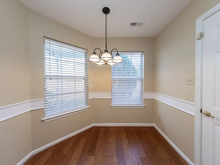 308 Ferguson Bnd — Photo 9