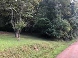 122 Pruitt Rd, Wellford, SC 29385