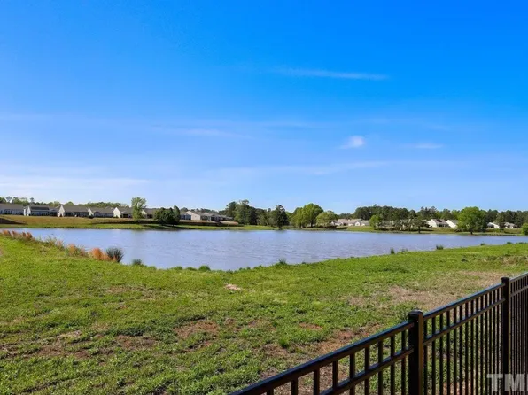 1108 Hollis Cir, Durham, NC 27703