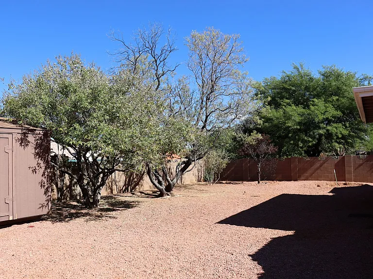 3357 Plaza Candida — Photo 24