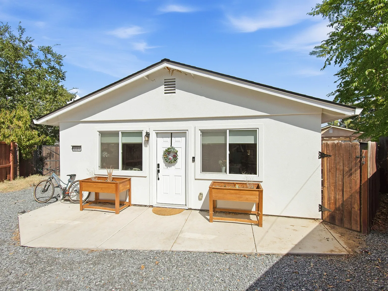 1 bed, 650 sqft, $1,975 — Photo 3