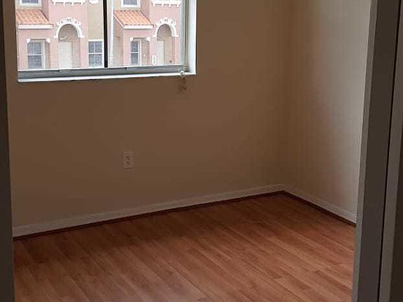 4th image of 717 SW 107th Ave #2203