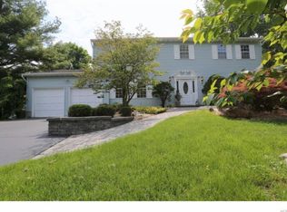 57 April Ln, Nanuet, NY 10954