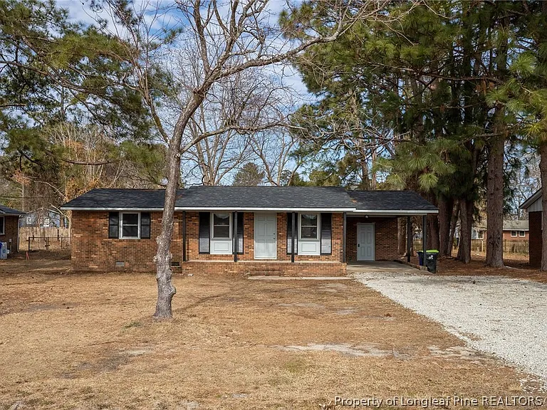 228 Odell Rd — Photo 1