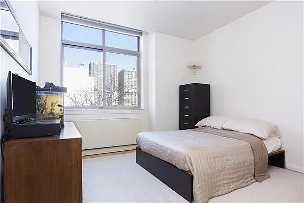 Sold by (Legacy) Elegran | media 5
