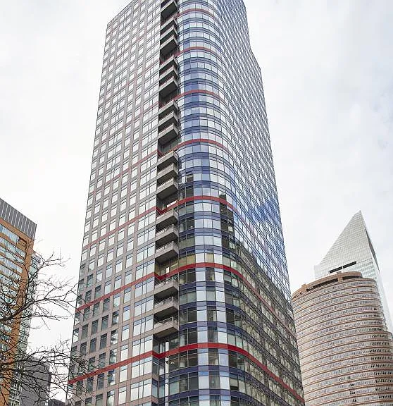 250 E 54th St #37C — Photo 10