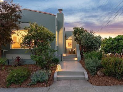 2627 Eastman Ave, Oakland, CA, 94619