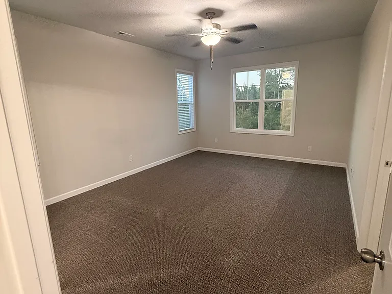 2025 Folkstone Woods Ln — Photo 18