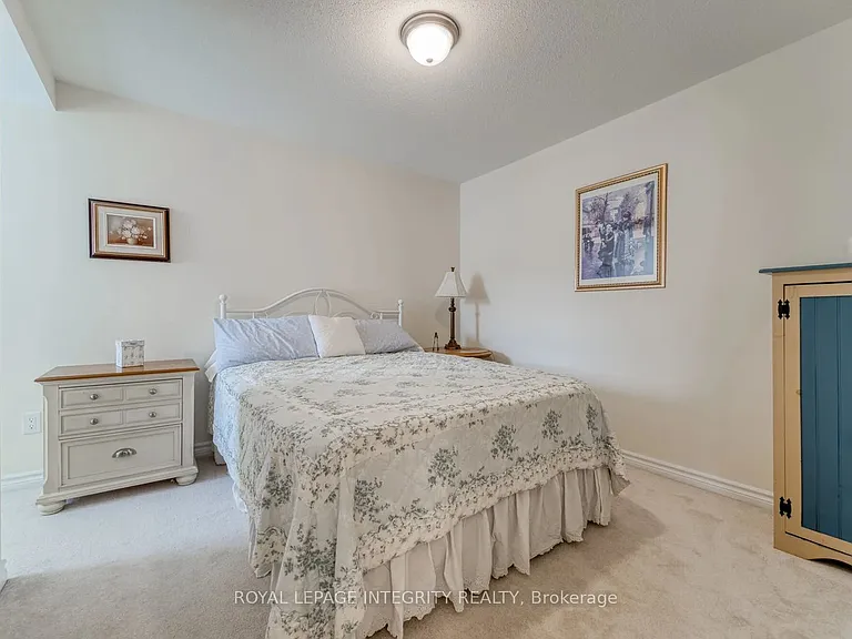 138 Grenadine St — Photo 23
