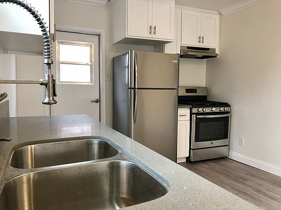 3rd image of 2508 E Inez St #2508