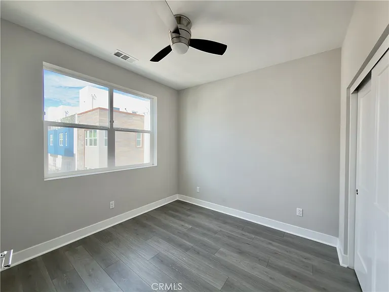 977 E Mason Ln #116 — Photo 29