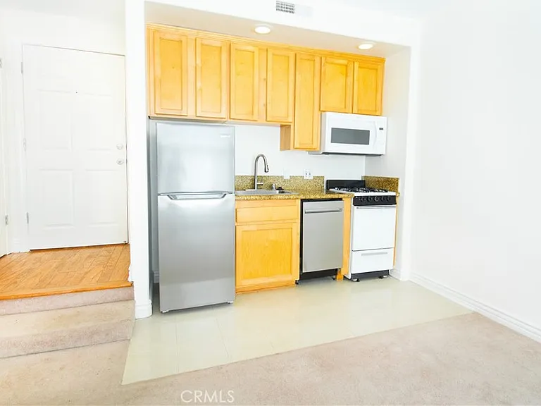3662 Clarington Ave #3 — Photo 19