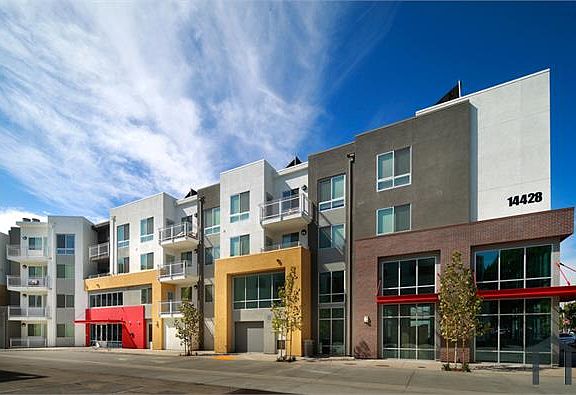 3rd image of 14428 Ramona Blvd