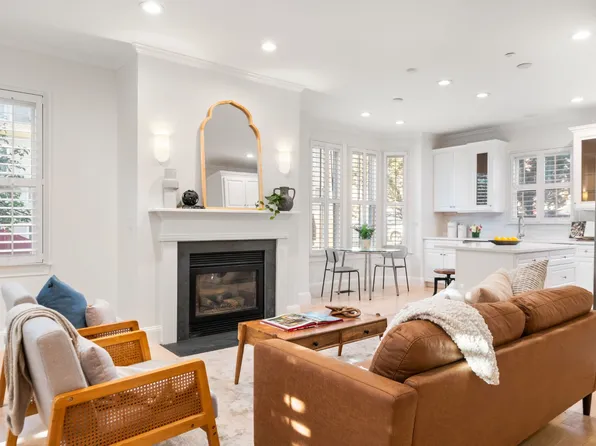 461 Main St, Charlestown, MA 02129