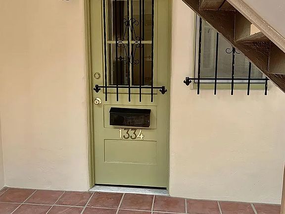 2nd image of 1334 N Laurel Ave