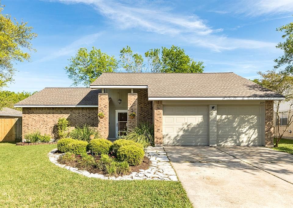1st image of 2814 Knoxville Dr