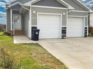 9613 113th Ave #B, Mackenzie County, AB T0H 2H0