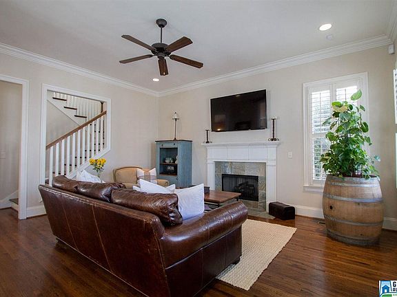 5th image of 4325 Village Green Way