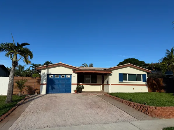 2021 N 52nd Ave, Hollywood, FL 33021
