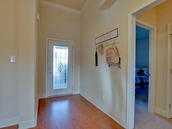 4th image of 3013 Hampstead Dr SE