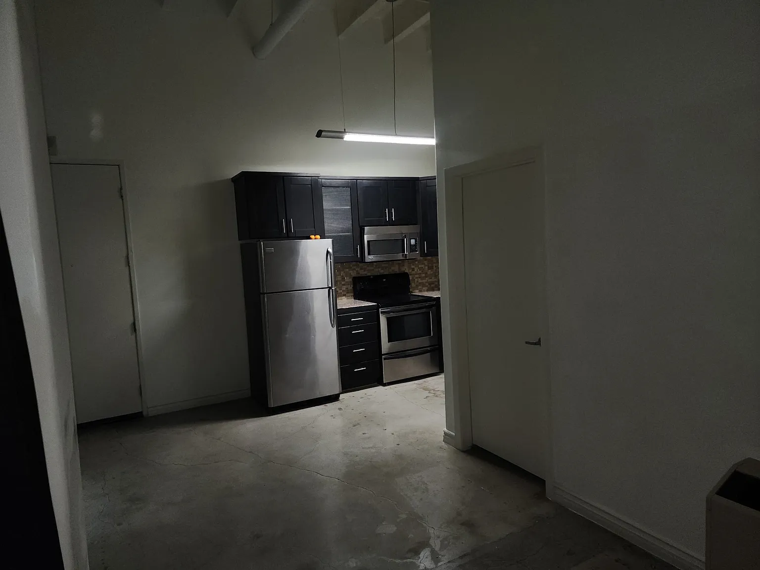 312 W 5th Street — Photo 2