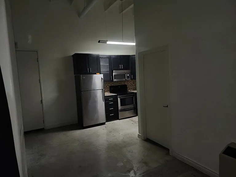 312 W 5th St #224 — Photo 2