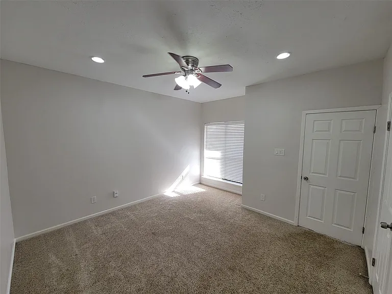 2025 Augusta Dr #303 — Photo 15