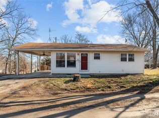 130 E Oak St, Saint Clair, MO 63077
