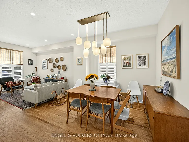 68 Lorne Ave — Photo 13