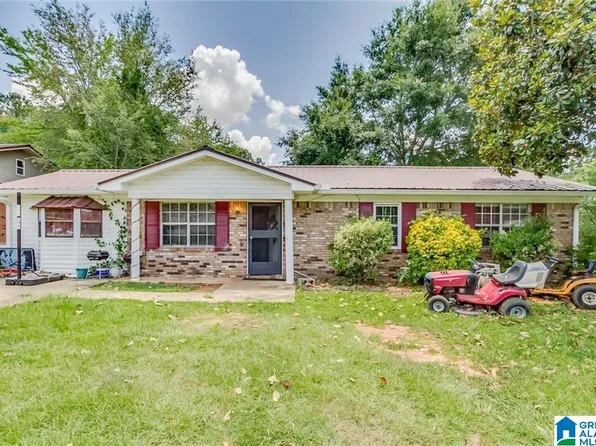 12438 County Line Rd, Moundville, AL 35474