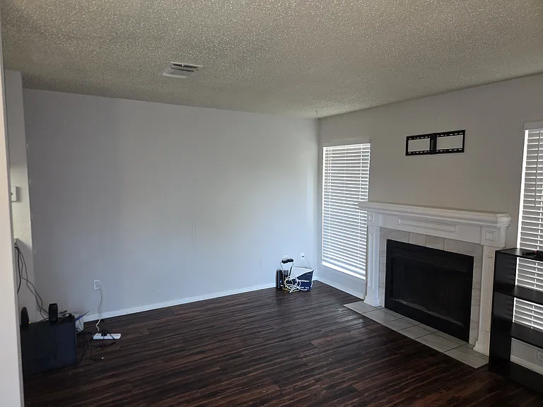 2018 W Rundberg Ln #11A — Photo 9