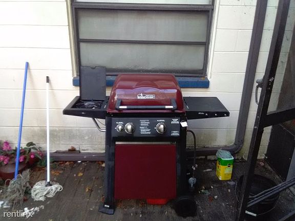 2nd image of 517 W 130th Ave